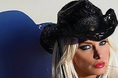 Brittany Andrews Ready to Meet Fans at AEE & Bring Glamor to the AVN Awards