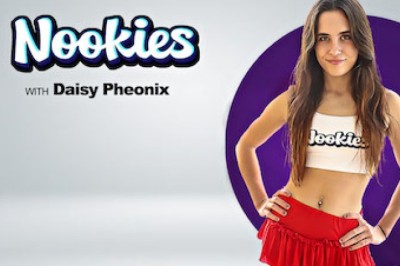 Nookies Rookie Daisy Phoenix Needs Help in Biology