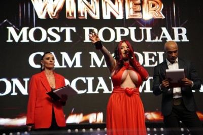 Sabien DeMonia Wins BIG at Bucharest Summit Awards for 3rd Year in Row